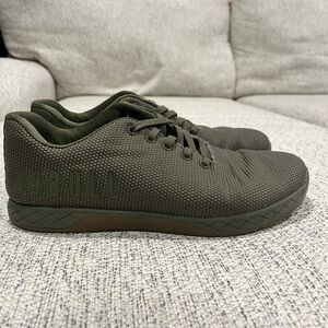 NoBull Men’s 9.5 shoe